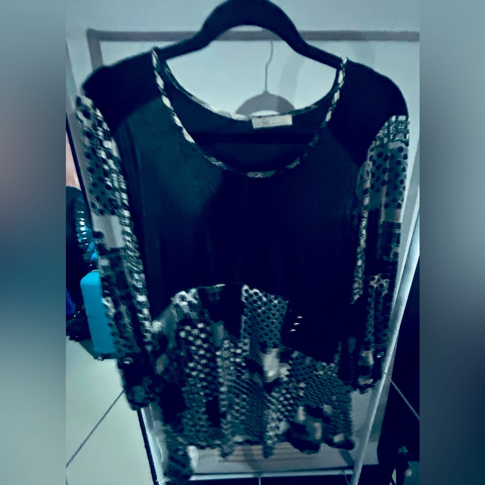 Beautiful designer (Zoe) blouse from Bellissima boutique.